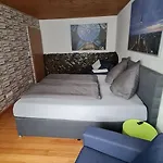 Grosse In Ko-pfaffendorf Nahe Dem Rhein Koblenz
