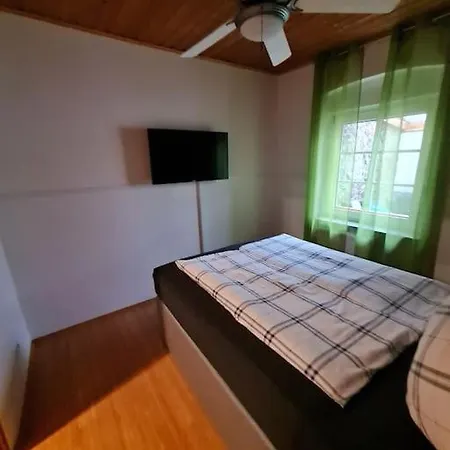 Grosse In Ko-pfaffendorf Nahe Dem Rhein Koblenz (Rhineland-Palatinate)