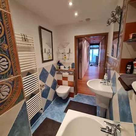 Appartement Grosse In Ko-pfaffendorf Nahe Dem Rhein *