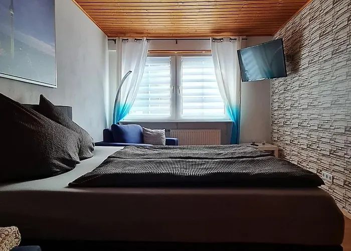 Grosse In Ko-pfaffendorf Nahe Dem Rhein Apartament *